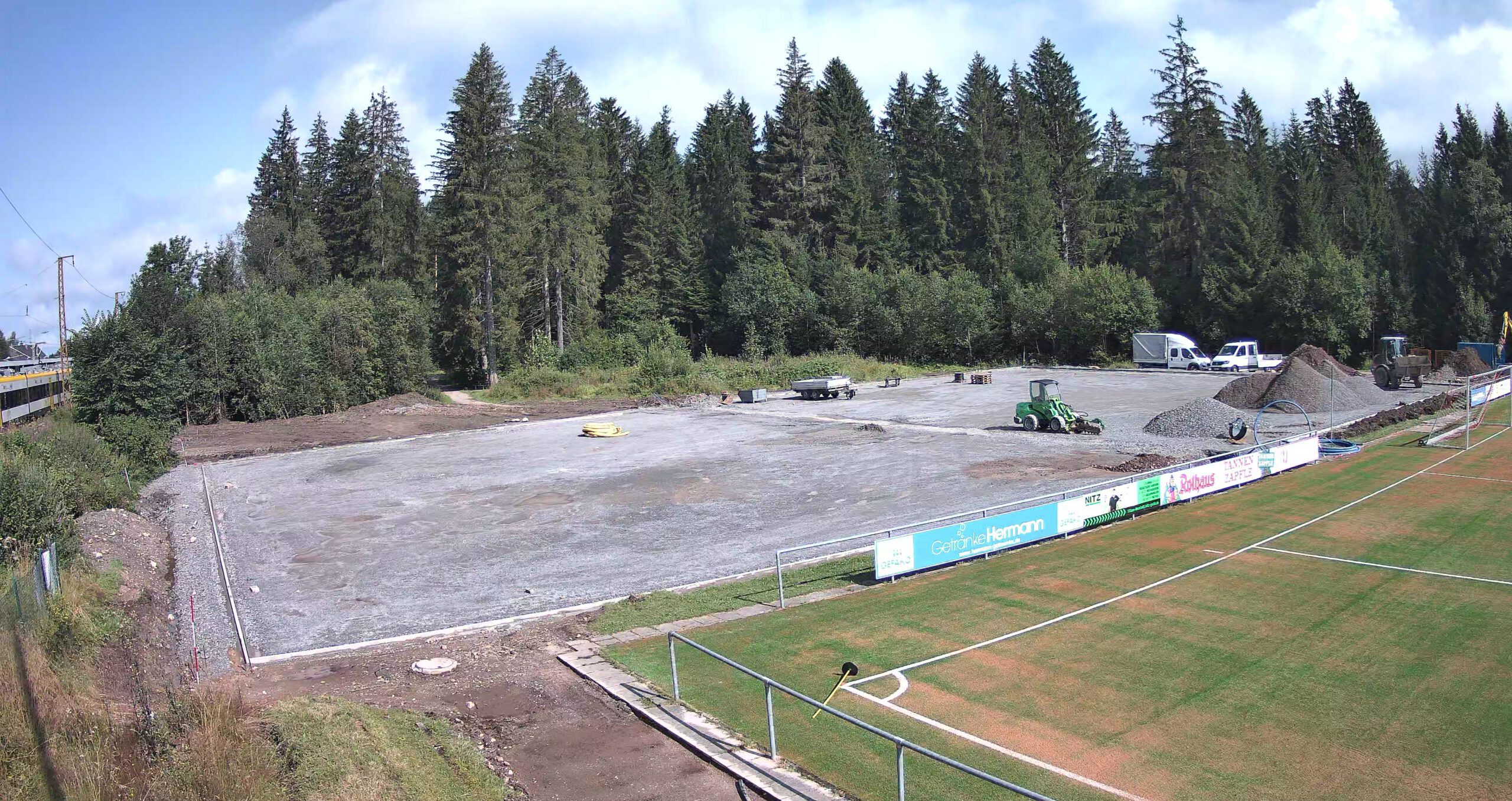 Neubau Kleinfeld-Kunstrasen 2024